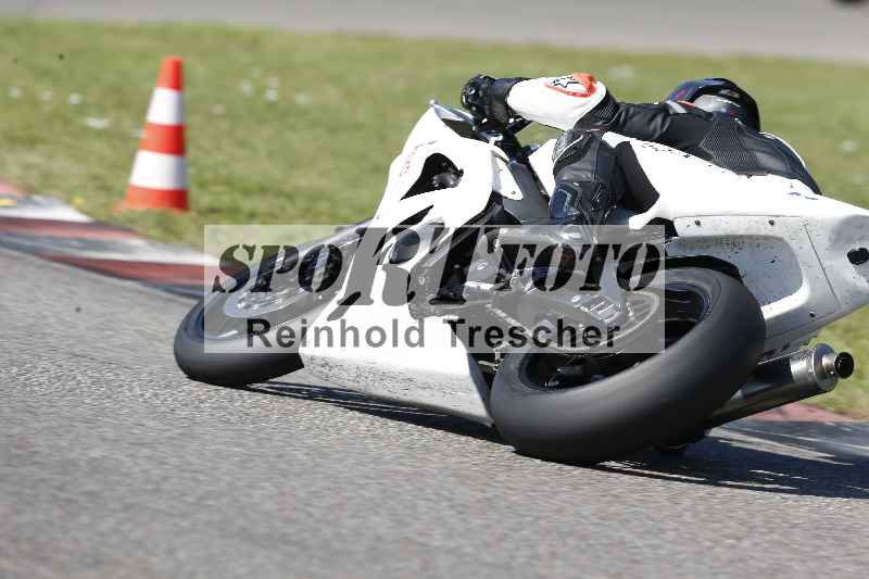 /43 08.08.2025 Discover the Bike ADR/Race 3 rot/547